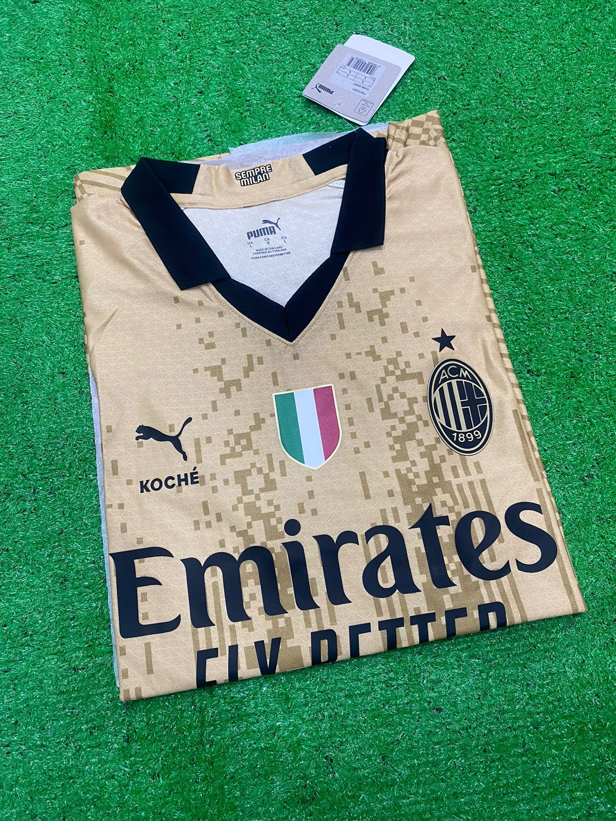 AC Milan Special Edition Jersey 2022/23 [Player's Quality]