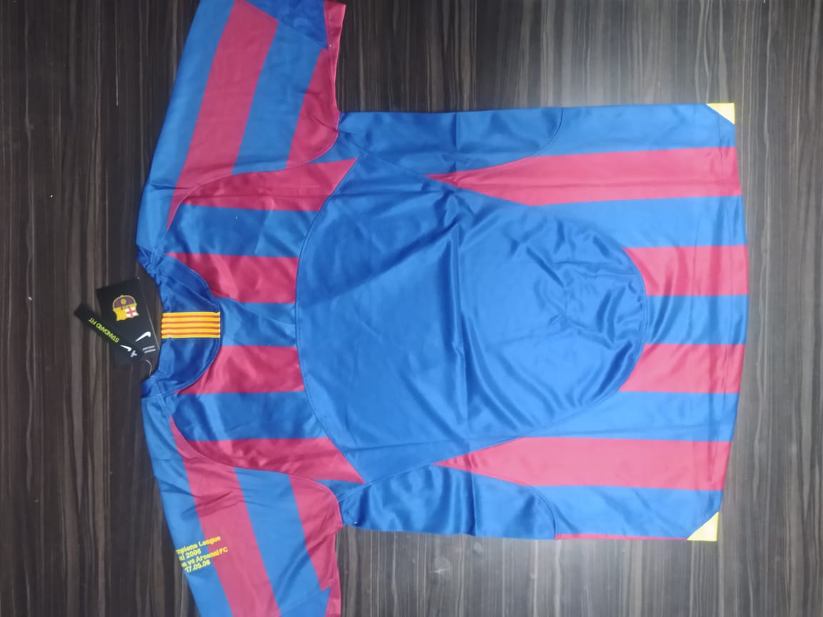 Retro Barcelona Home full sleeve Jersey 2005/06