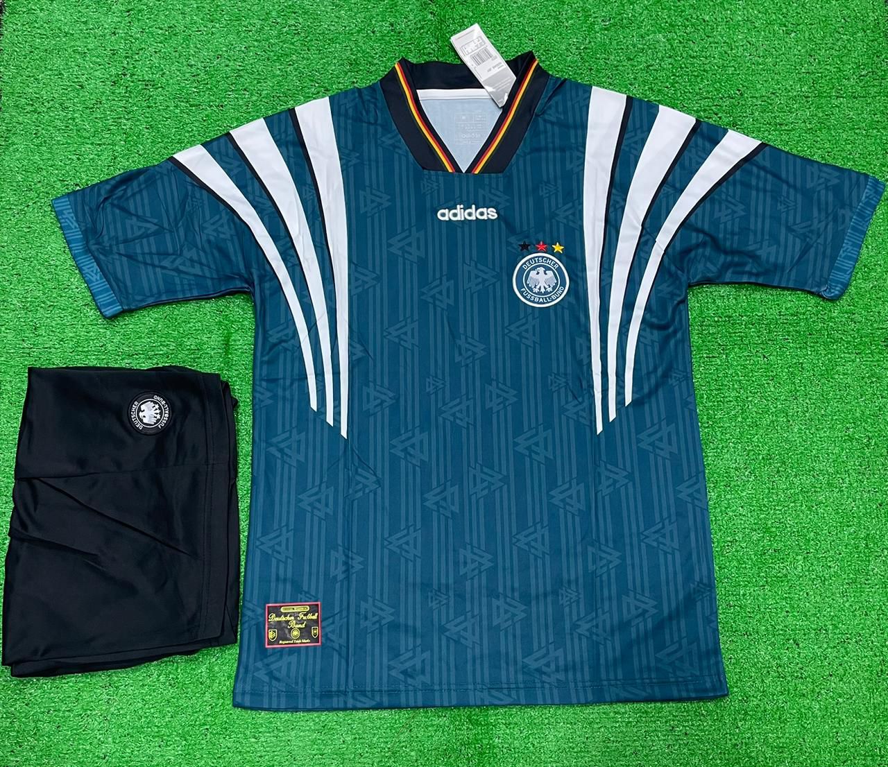 Retro Germany Away Jersey With Shorts 1996/97
