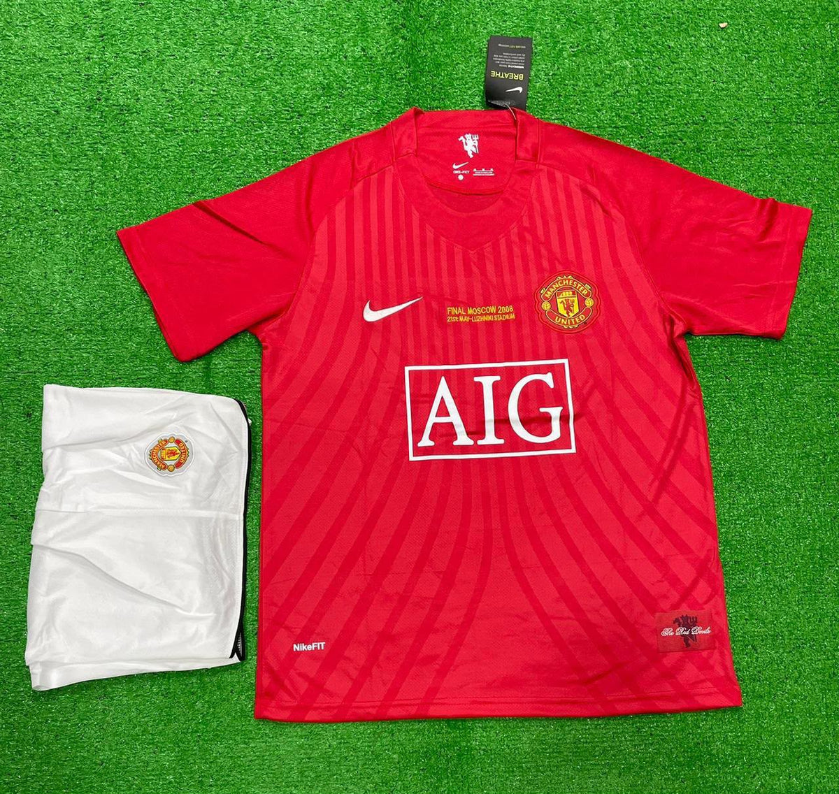Retro Manchester United Ronaldo Home Jersey & Shorts UCL Final 2007/08