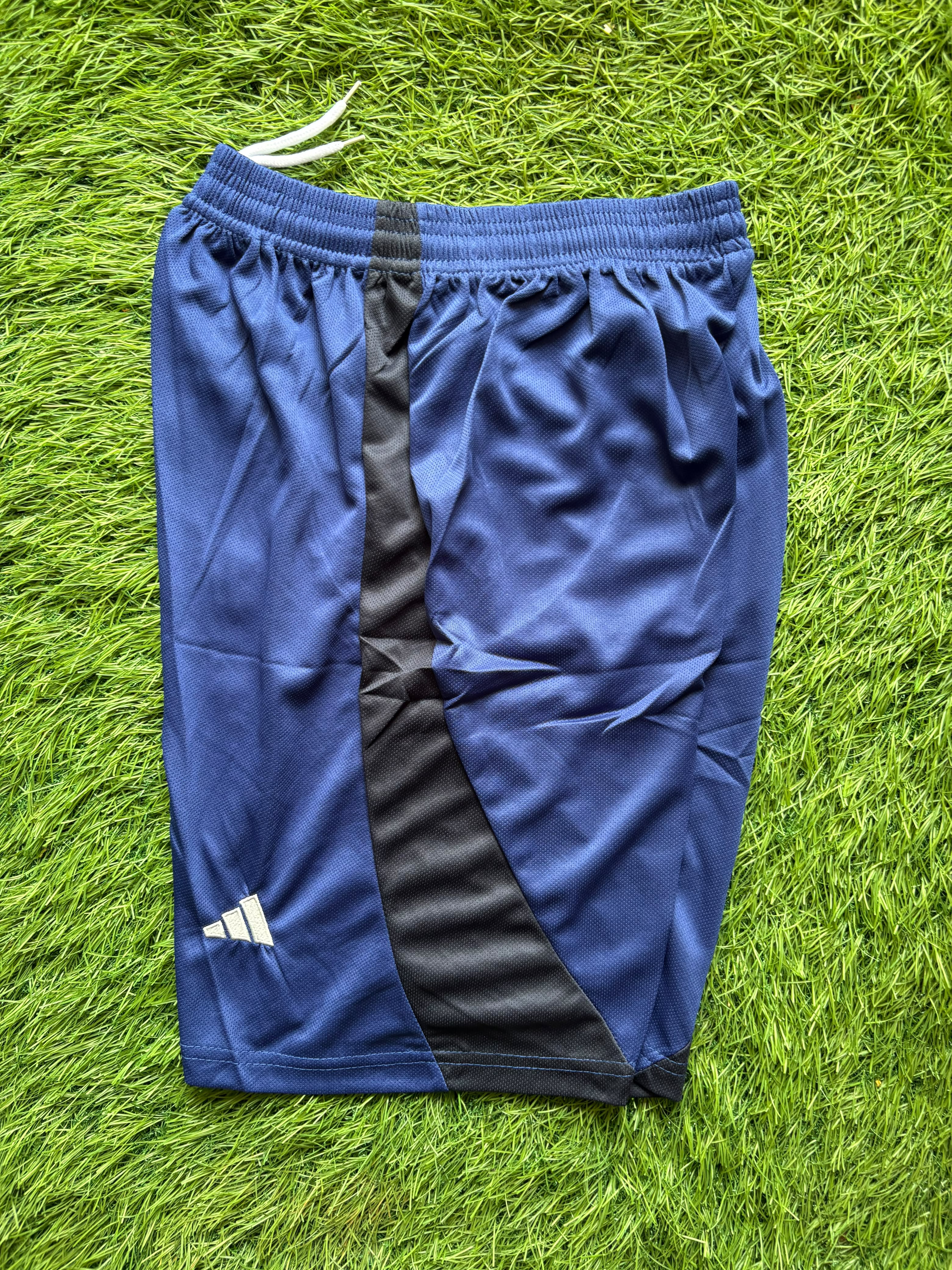 Manchester United Away Shorts 2024/25