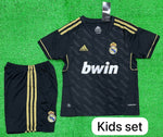 Retro Real Madrid Away Kids/Youth  Jersey & Shorts. 2011/12