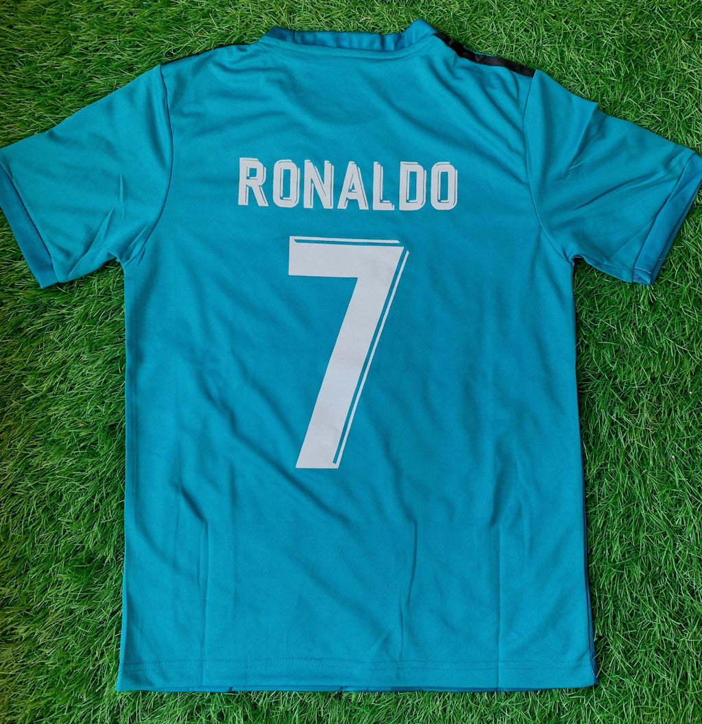 Retro R Madrid Ronaldo 3rd Jersey & Shorts 2017/18