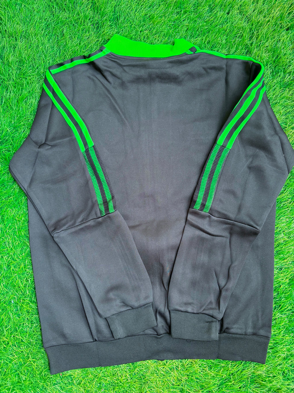 Manchester United Black/Green Anthem Jacket