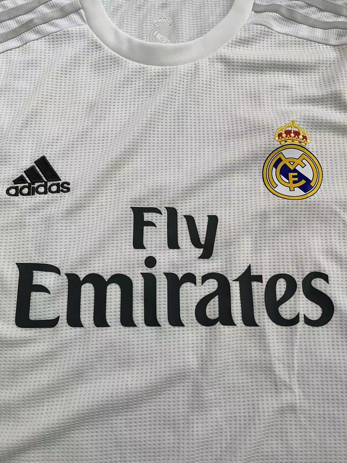 Retro Real Madrid Home Jersey 2015-16