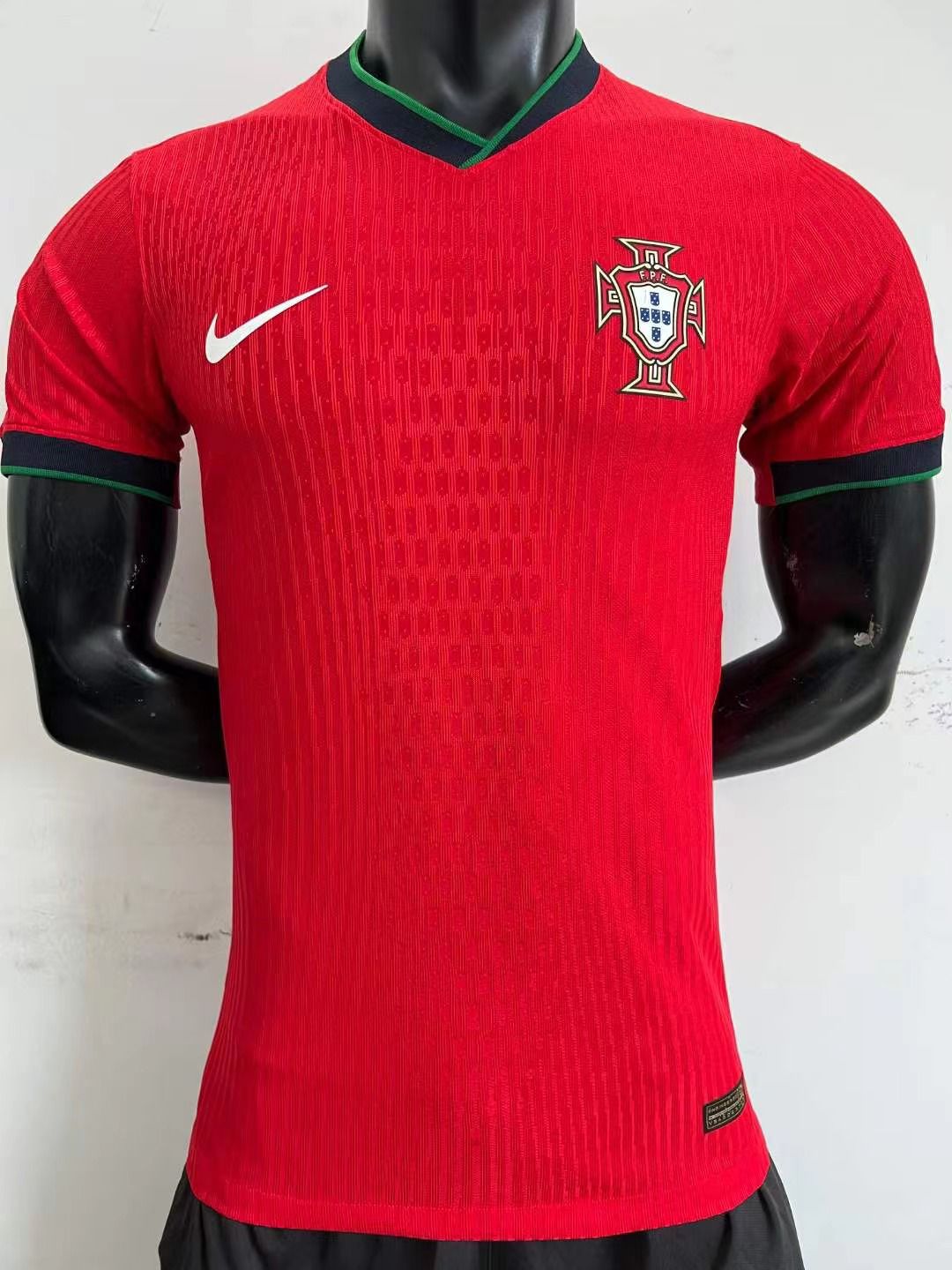 Portugal RONALDO Home Euro cup Jersey 2025 [Player's Quality]