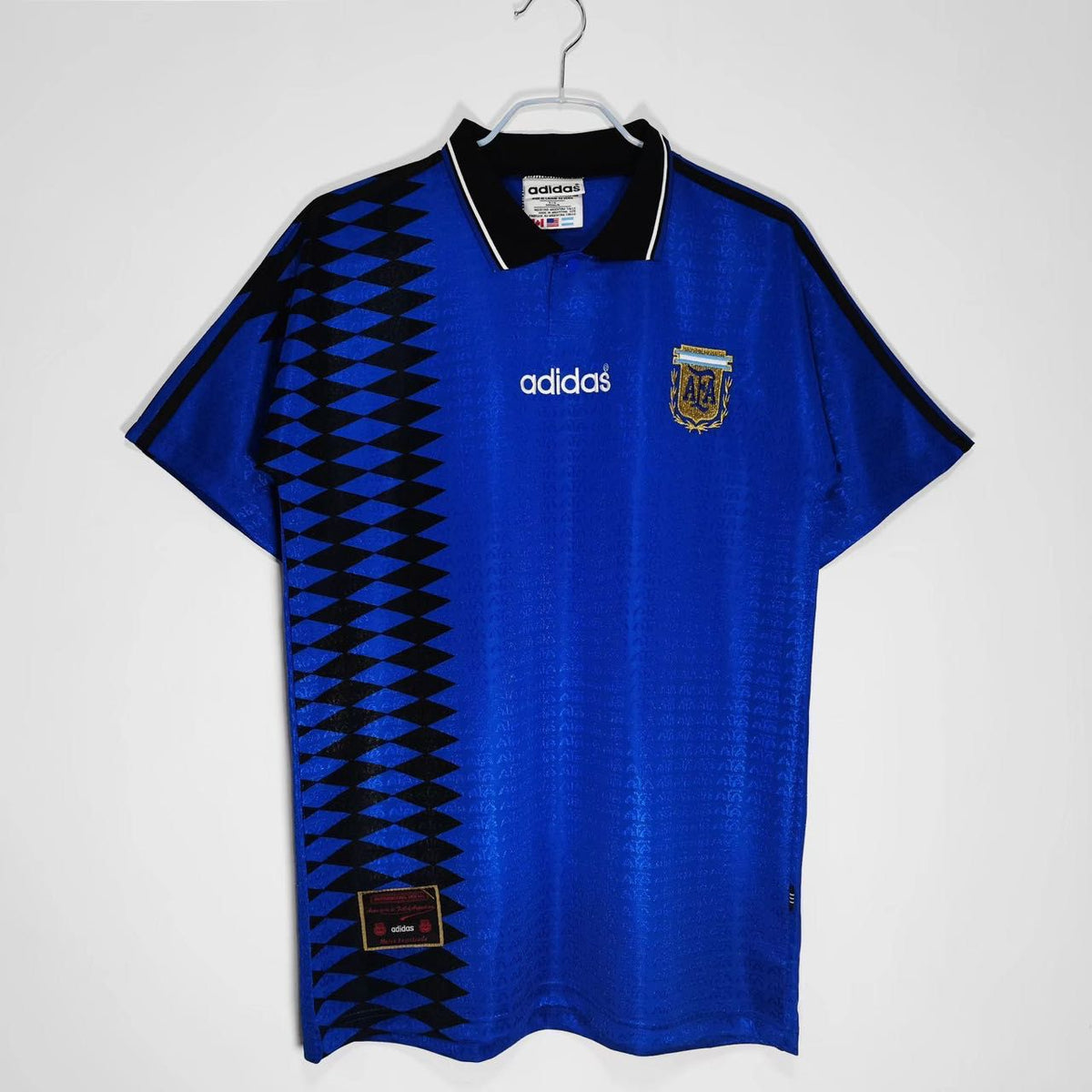 Retro Argentina Away Messi Jersey with Shorts 2006/07