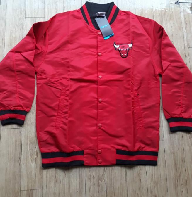 Chicago Bulls Red/Black Windbreaker Basketball Jacket